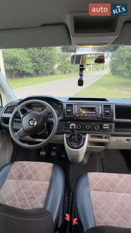 Минивэн Volkswagen Transporter 2016 в Броварах