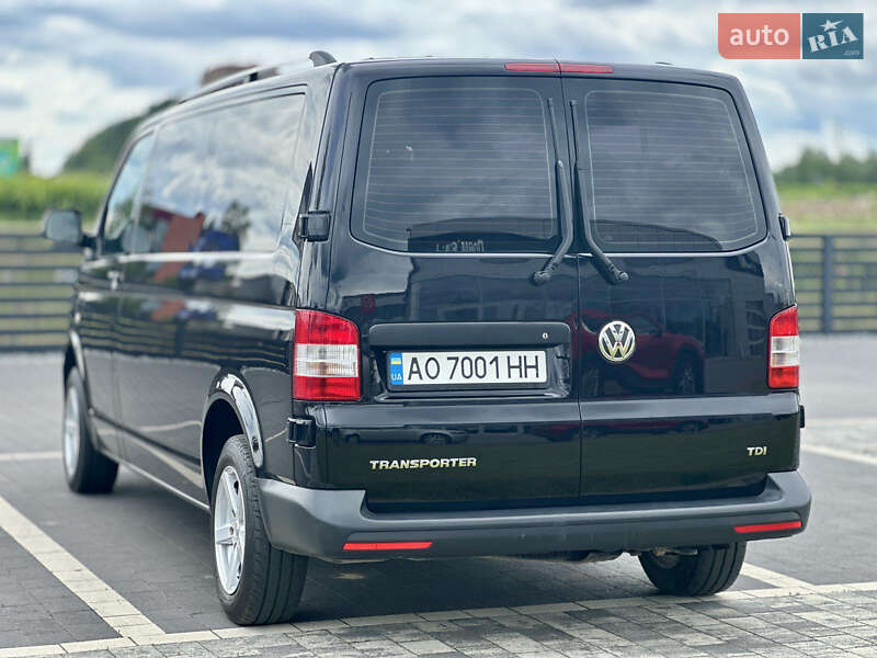 Минивэн Volkswagen Transporter 2015 в Мукачево