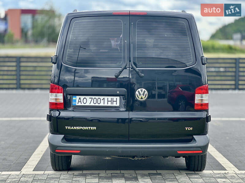Минивэн Volkswagen Transporter 2015 в Мукачево