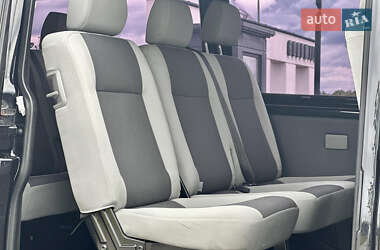 Минивэн Volkswagen Transporter 2015 в 