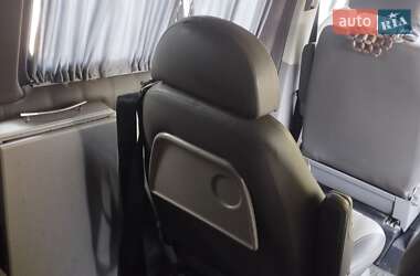 Минивэн Volkswagen Transporter 2009 в 
