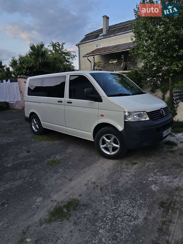 Минивэн Volkswagen Transporter 2003 в 