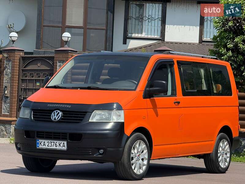 Минивэн Volkswagen Transporter 2005 в Киеве
