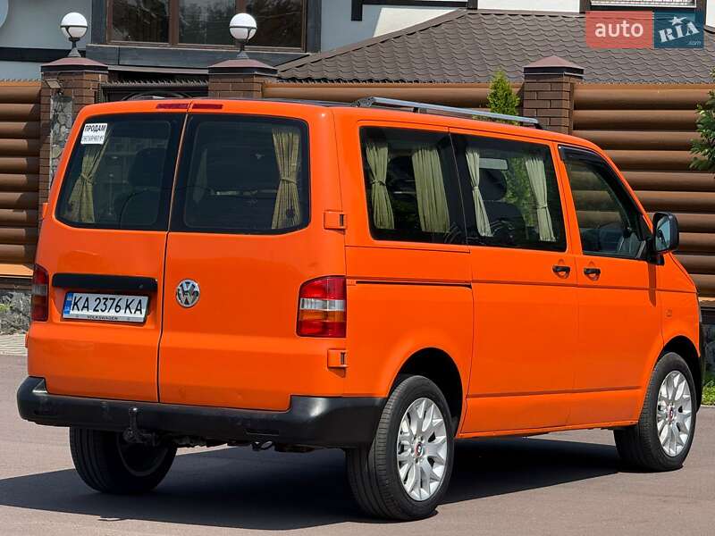 Минивэн Volkswagen Transporter 2005 в Киеве