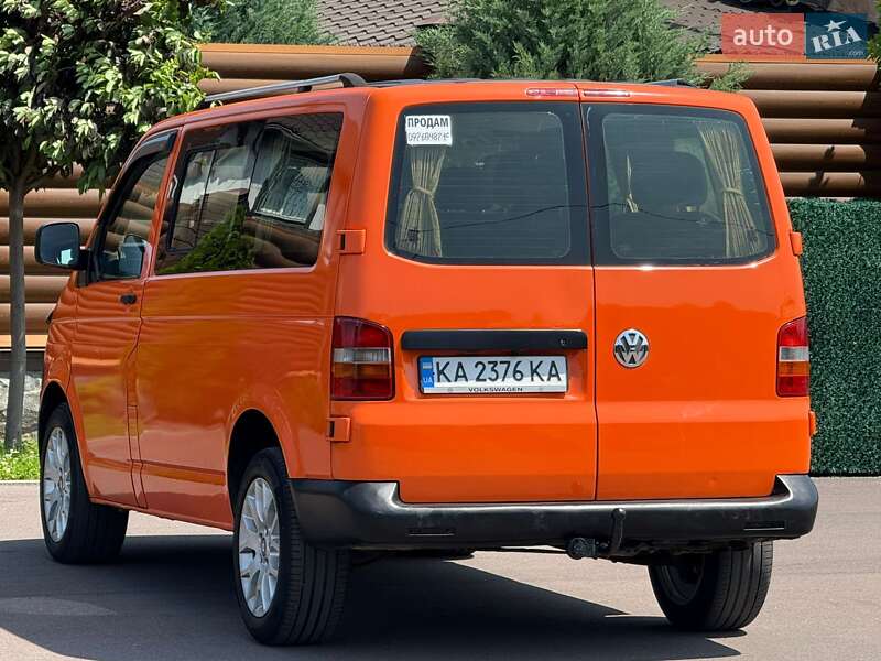 Минивэн Volkswagen Transporter 2005 в Киеве