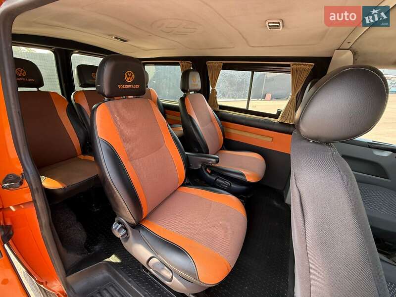 Минивэн Volkswagen Transporter 2005 в Киеве
