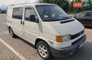 Минивэн Volkswagen Transporter 2000 в 