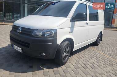 Вантажопасажирський фургон Volkswagen Transporter 2015 в 