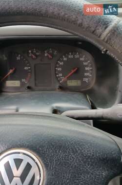 Минивэн Volkswagen Transporter 1999 в 