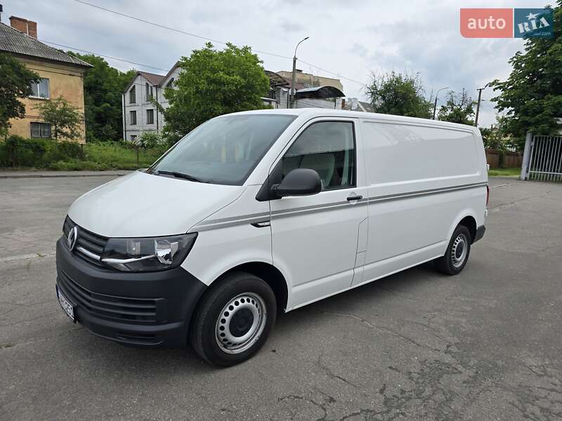 Грузовой фургон Volkswagen Transporter 2019 в 