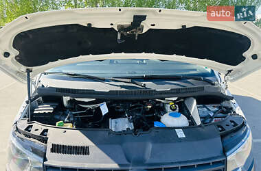 Грузовой фургон Volkswagen Transporter 2017 в 