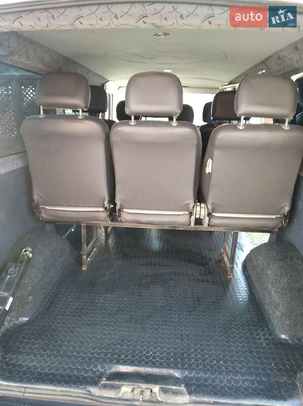 Минивэн Volkswagen Transporter 2003 в Долине