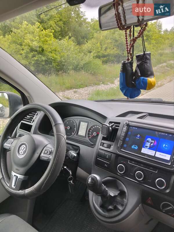 Минивэн Volkswagen Transporter 2014 в Ивано-Франковске