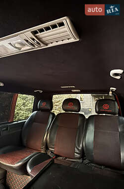 Минивэн Volkswagen Transporter 2005 в 