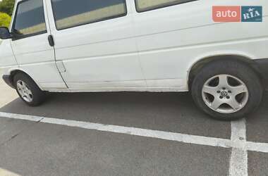 Мінівен Volkswagen Transporter 2001 в 