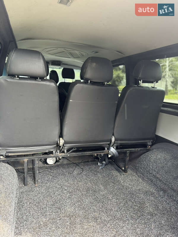 Минивэн Volkswagen Transporter 2010 в Хмельницком