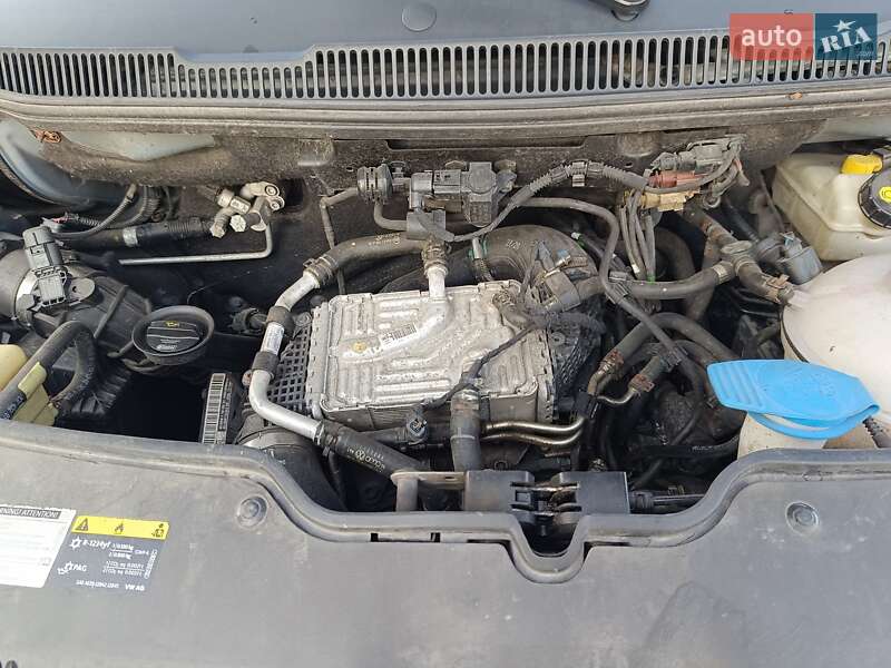 Минивэн Volkswagen Transporter 2016 в Львове