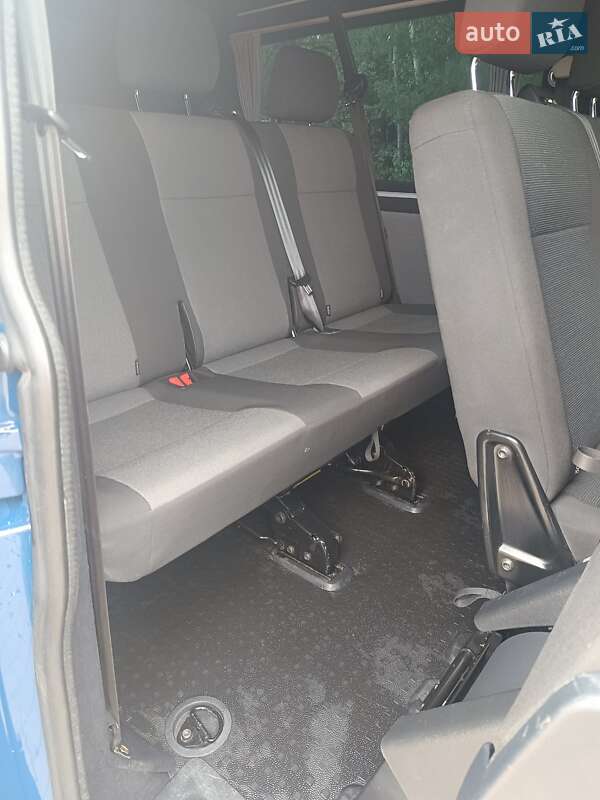 Минивэн Volkswagen Transporter 2016 в Львове