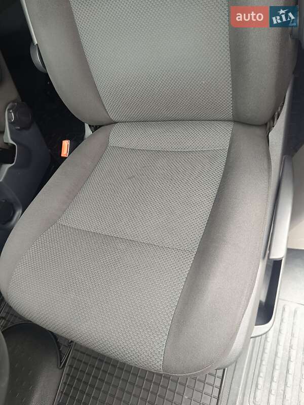 Минивэн Volkswagen Transporter 2016 в Львове