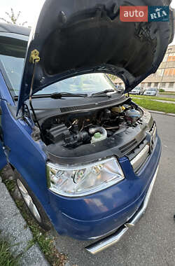 Минивэн Volkswagen Transporter 2005 в 