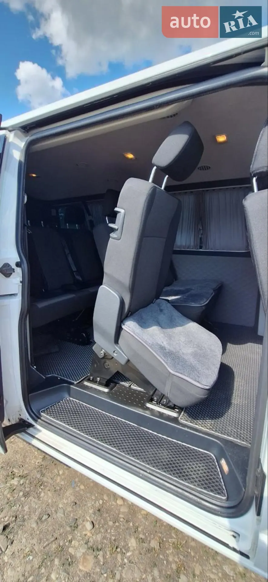2019 Volkswagen Transporter - мініатюра 12
