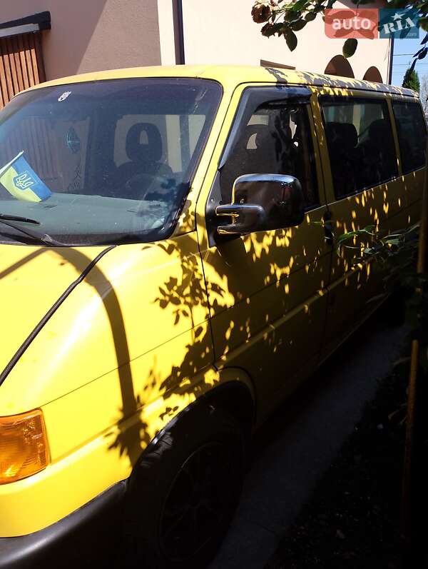 Минивэн Volkswagen Transporter 2003 в Хусте