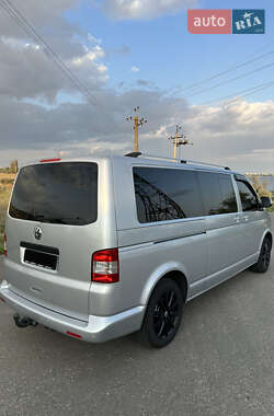 Мінівен Volkswagen Transporter 2011 в 