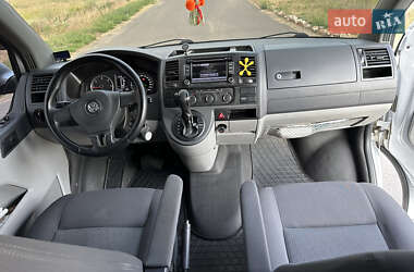 Мінівен Volkswagen Transporter 2011 в 