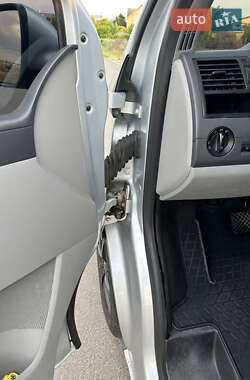 Мінівен Volkswagen Transporter 2011 в 