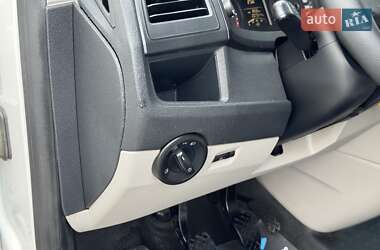 Грузовой фургон Volkswagen Transporter 2016 в 