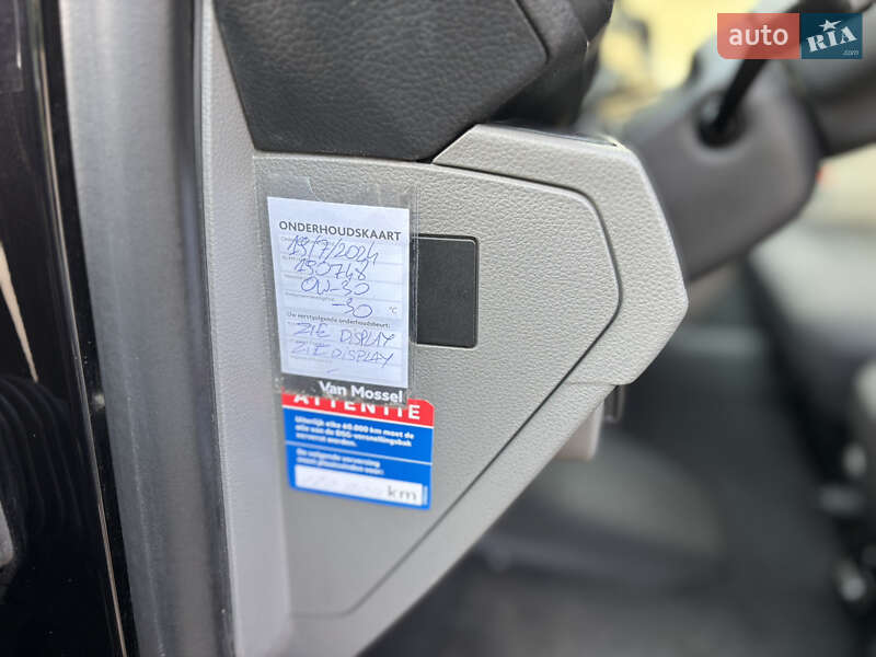 Грузопассажирский фургон Volkswagen Transporter 2021 в Киеве