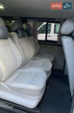 Минивэн Volkswagen Transporter 2005 в 
