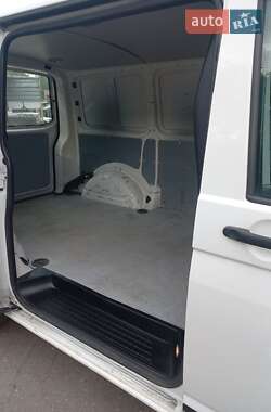 Грузовой фургон Volkswagen Transporter 2014 в 