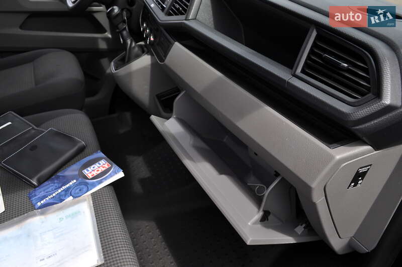 Вантажний фургон Volkswagen Transporter 2020 в Києві
