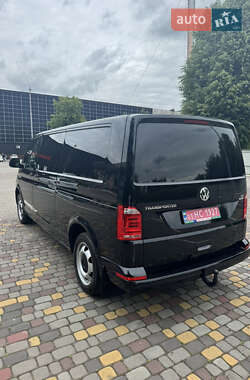 Минивэн Volkswagen Transporter 2018 в 