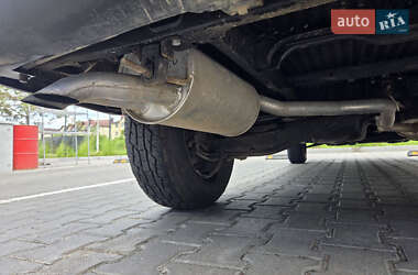 Грузопассажирский фургон Volkswagen Transporter 2000 в 