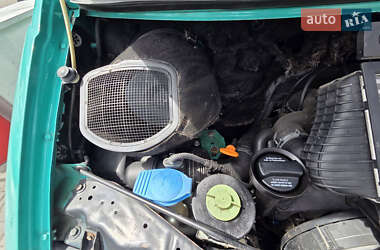 Грузопассажирский фургон Volkswagen Transporter 2000 в 