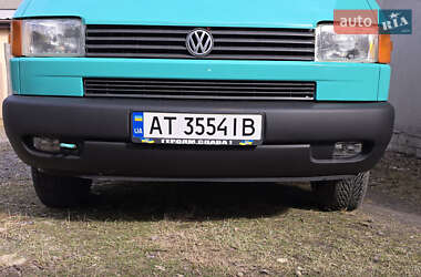 Грузопассажирский фургон Volkswagen Transporter 2000 в 