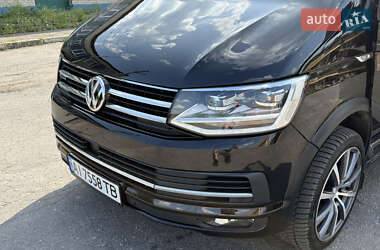 Минивэн Volkswagen Transporter 2017 в 