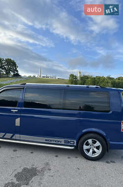 Минивэн Volkswagen Transporter 2011 в 