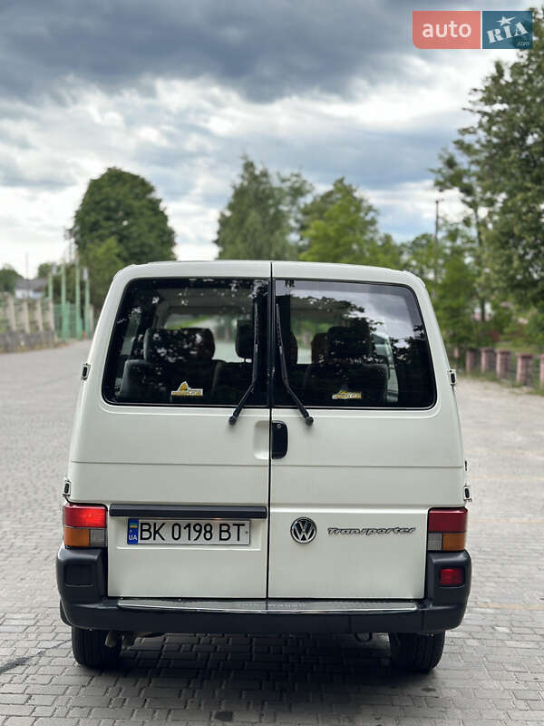 Минивэн Volkswagen Transporter 1997 в Владимирце
