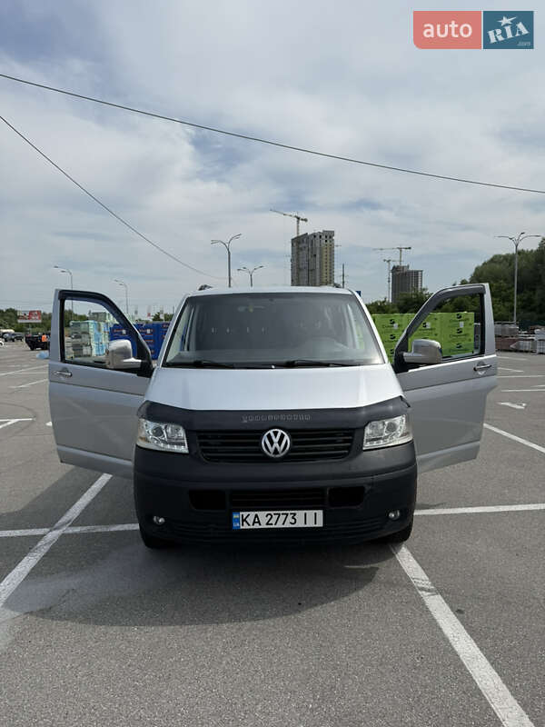 Минивэн Volkswagen Transporter 2006 в Киеве