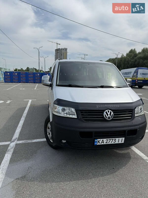 Минивэн Volkswagen Transporter 2006 в Киеве