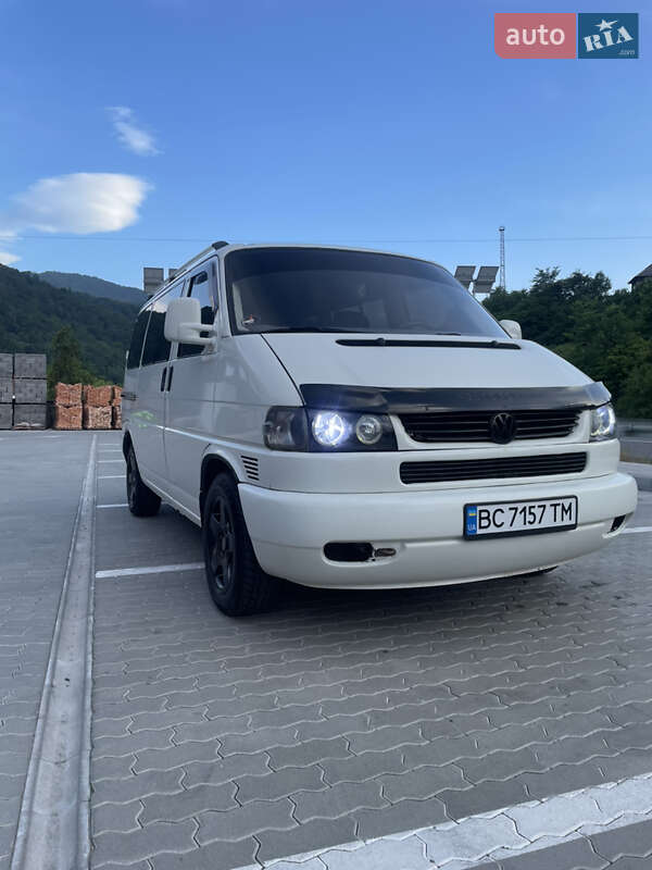 Мінівен Volkswagen Transporter 2001 в Сколе