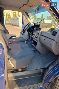 Минивэн Volkswagen Transporter 1999 в 