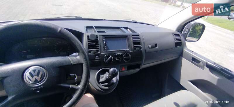 Минивэн Volkswagen Transporter 2005 в Виннице