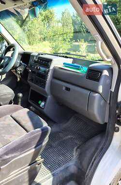 Микроавтобус Volkswagen Transporter 2002 в 