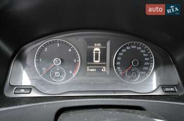 Минивэн Volkswagen Transporter 2012 в 