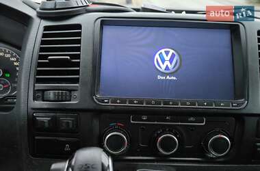 Минивэн Volkswagen Transporter 2012 в 
