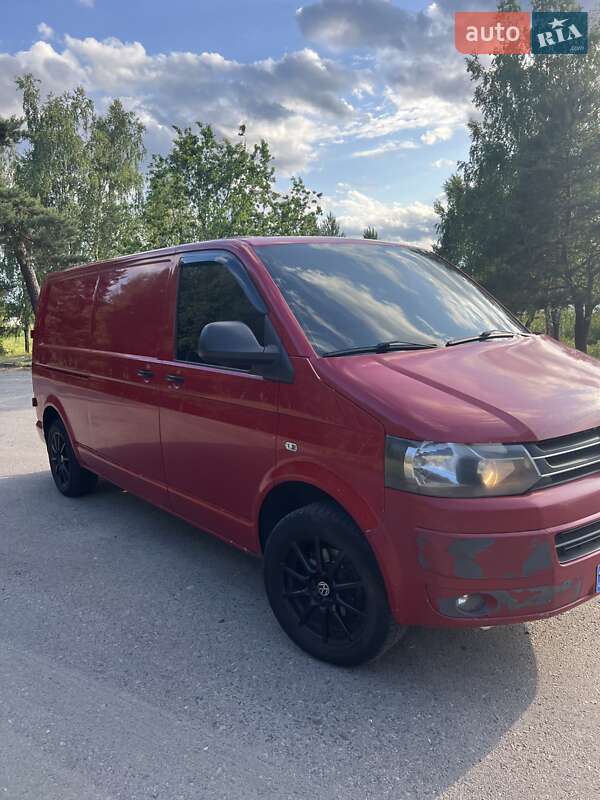 Вантажний фургон Volkswagen Transporter 2013 в Рокитному